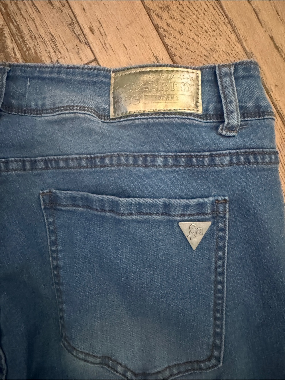 Celebrity Ace High Rise Stitched Cuff Distressed Jeans Size 16 - Picture 5 of 7
